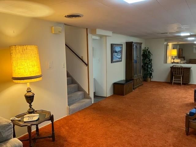 21 S Larson Avenue — photo 44