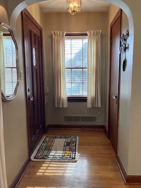 21 S Larson Avenue — photo 7