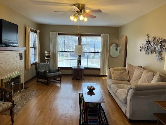 21 S Larson Avenue — photo 10