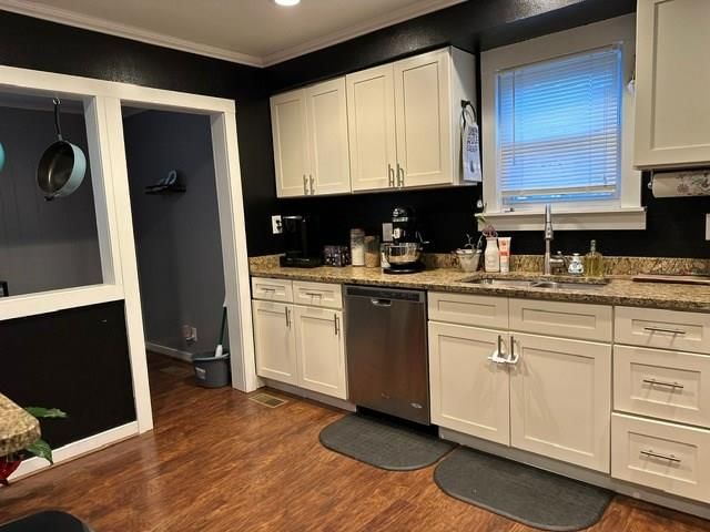 200 N High Street — photo 9