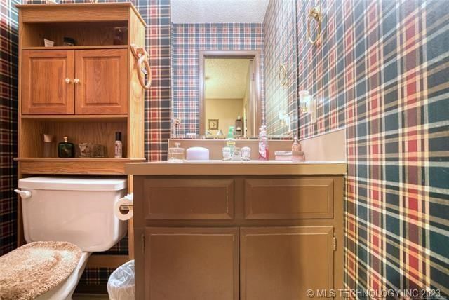 608 W Galer Street — photo 13