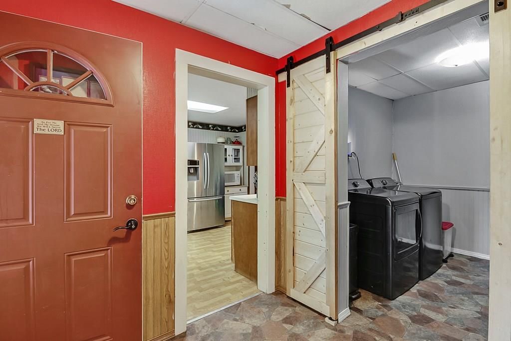 3900 Main Street — photo 15