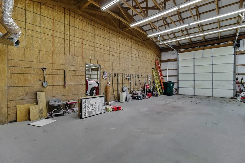 3900 Main Street — photo 39