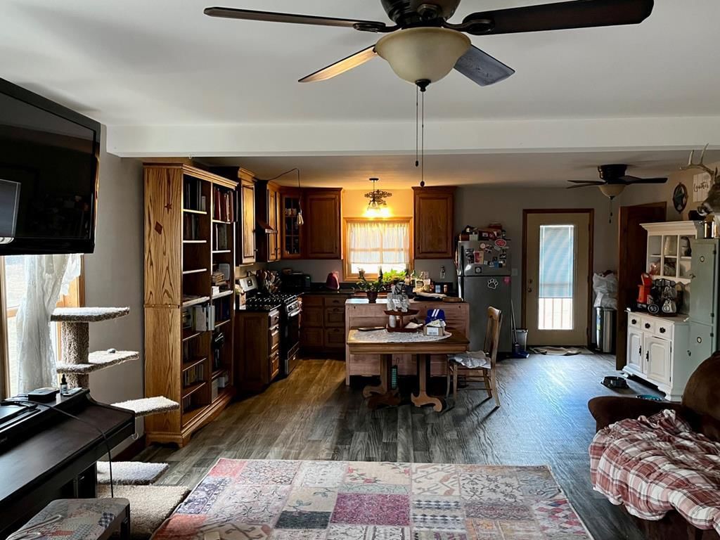 14098 Irving Road — photo 6