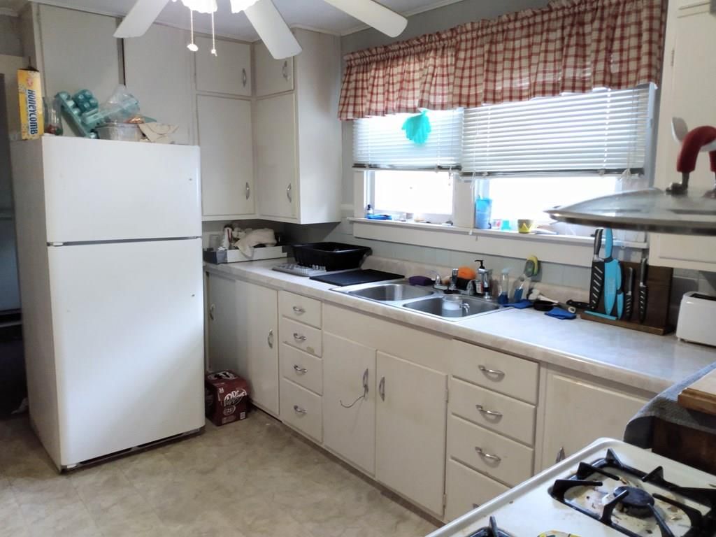 603 W 3rd Street — photo 15