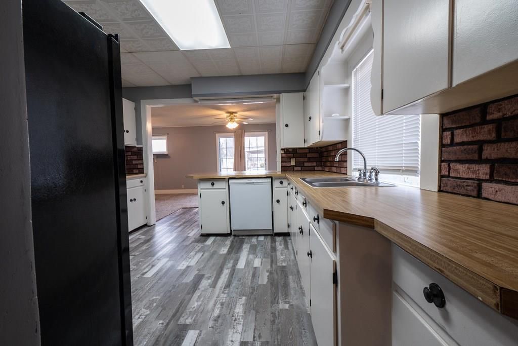 910 Church N/A — photo 17