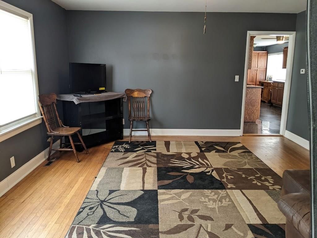 603 E Main N/A — photo 38