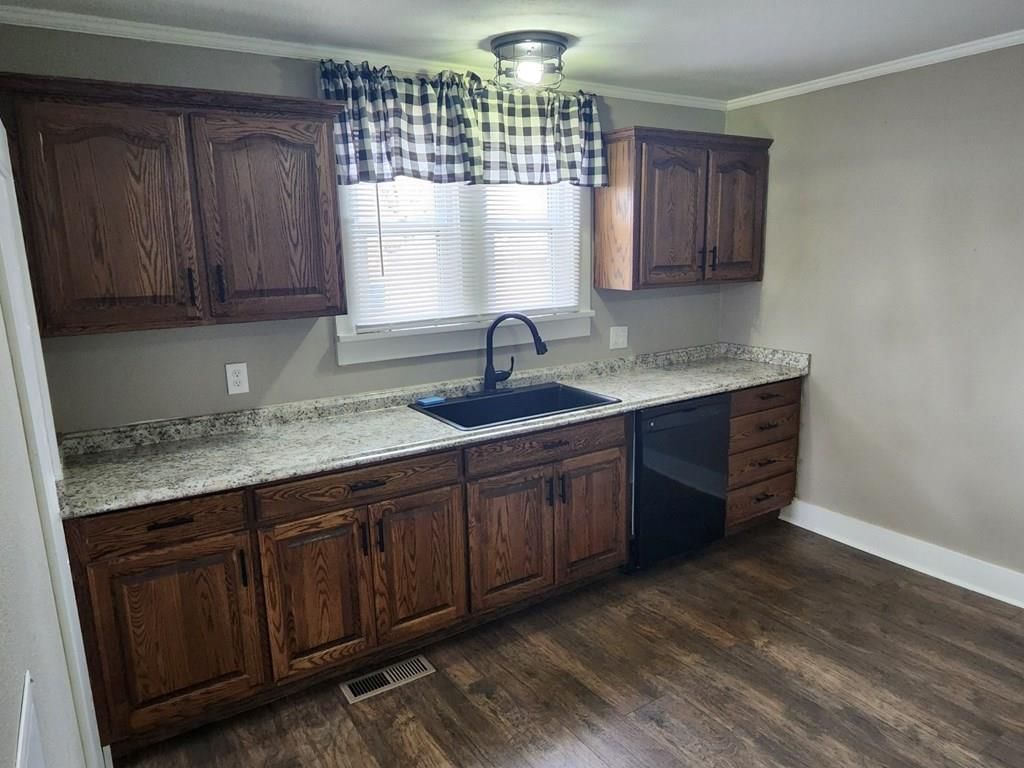 535 W Maple N/A — photo 14