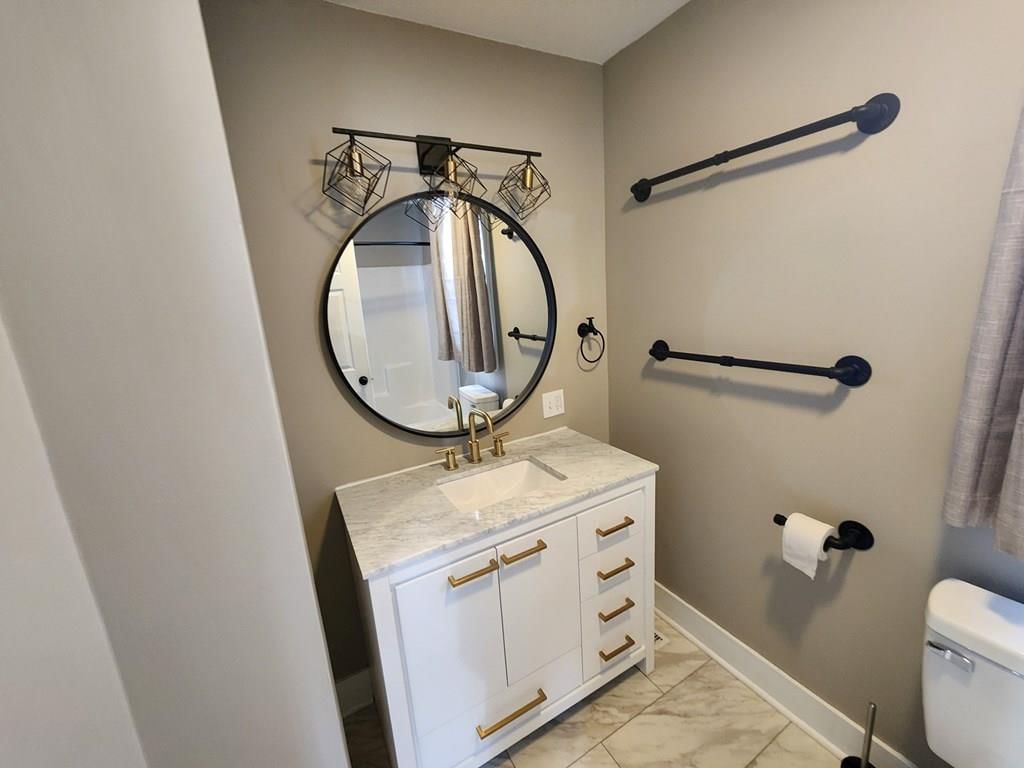 535 W Maple N/A — photo 16