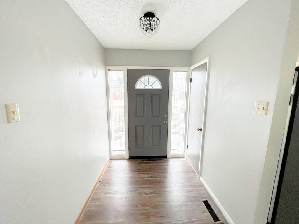 2220 Sue Lane — photo 19