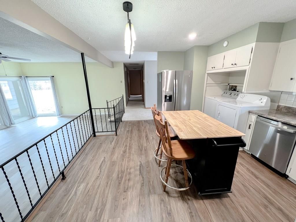 2220 Sue Lane — photo 30