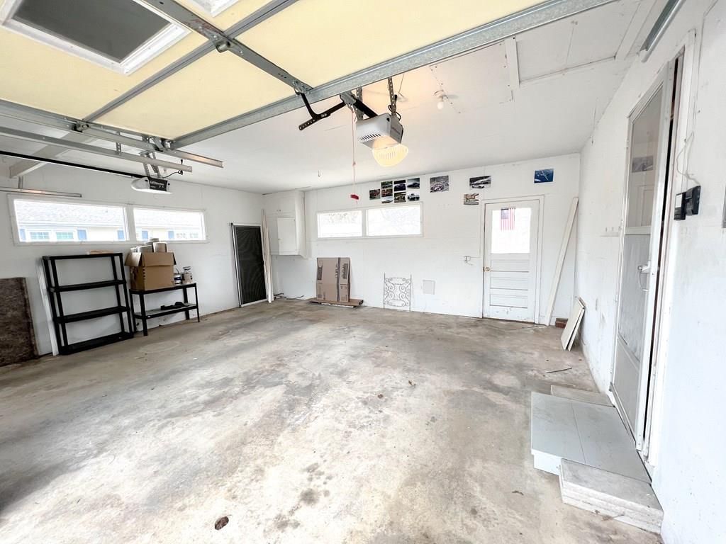 2220 Sue Lane — photo 31