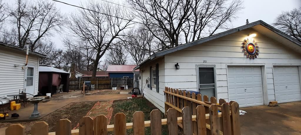 201 N Preston N/A — photo 25
