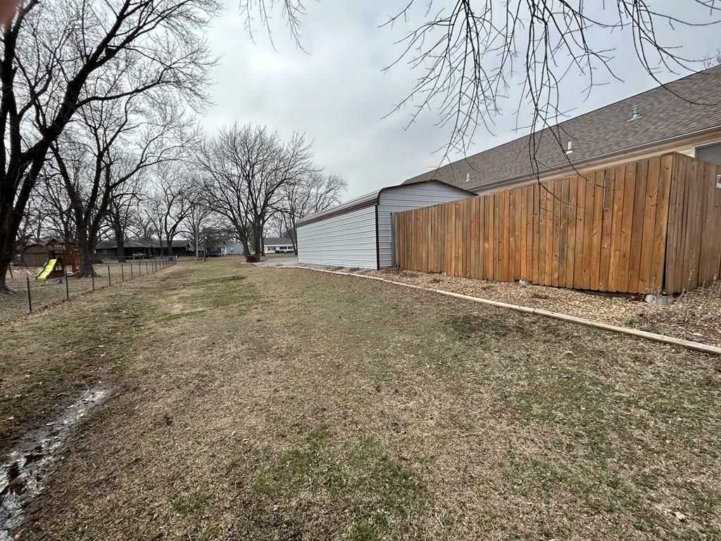 310 8th N/A — photo 8