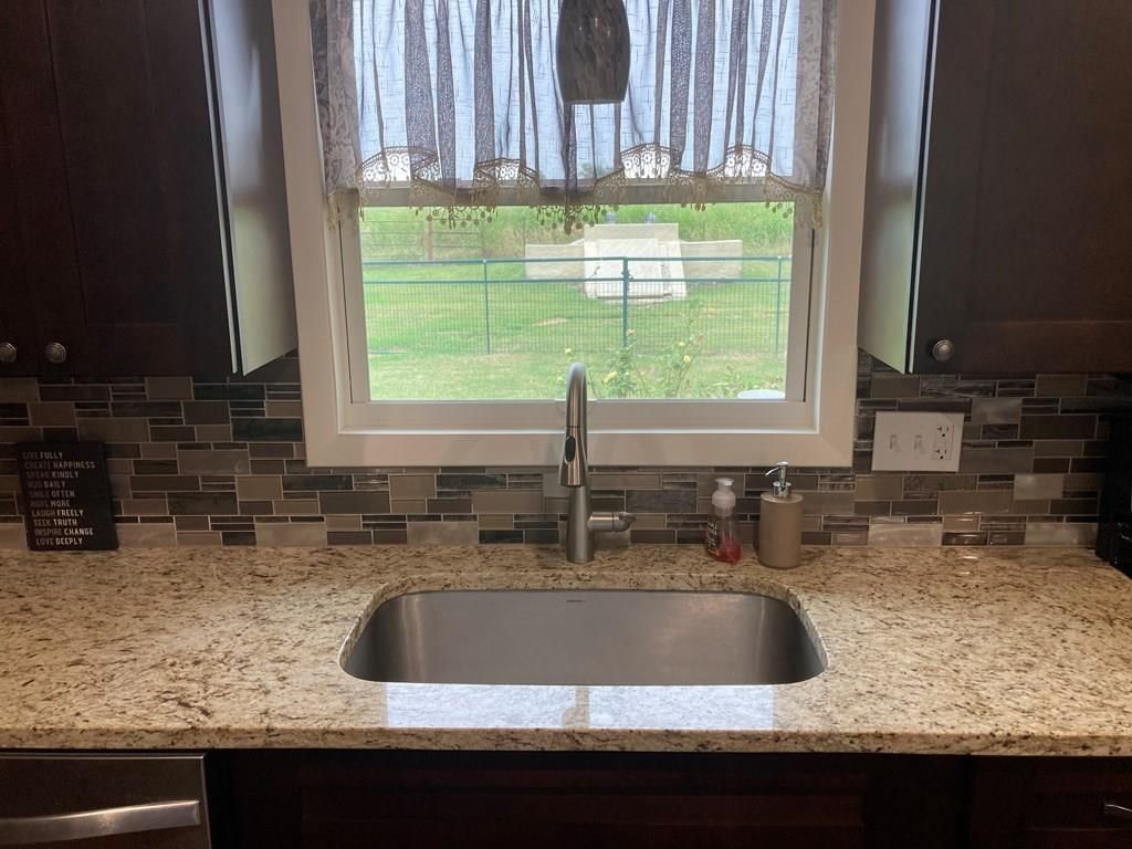 2333 E. Jackson N/A — photo 9