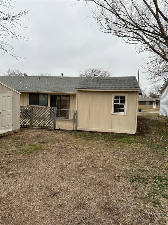 211 Parkview N/A — photo 2