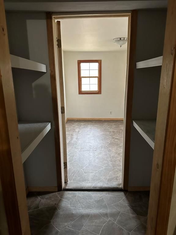 211 Parkview N/A — photo 17