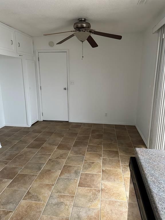211 Parkview N/A — photo 8