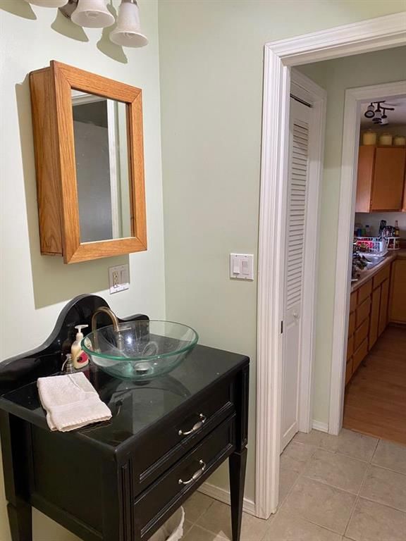 1323 Crawford Avenue — photo 5