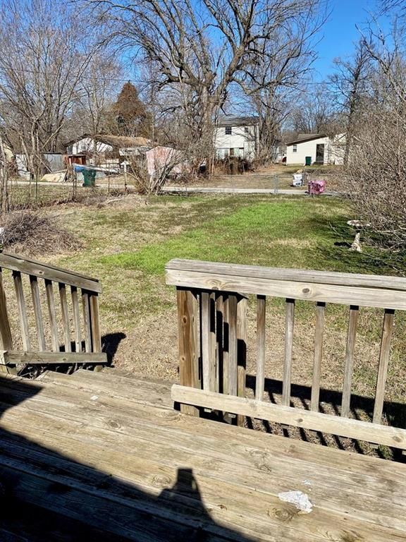 1323 Crawford Avenue — photo 7