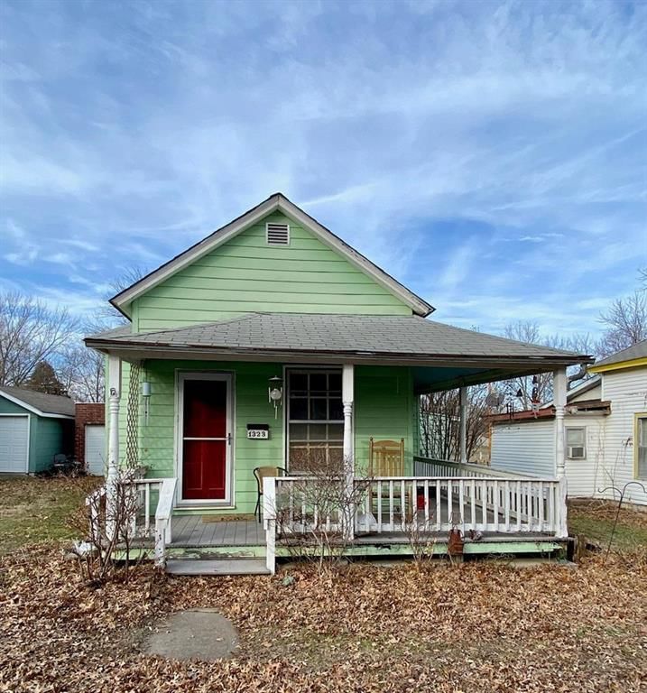 1323 Crawford Avenue — photo 9