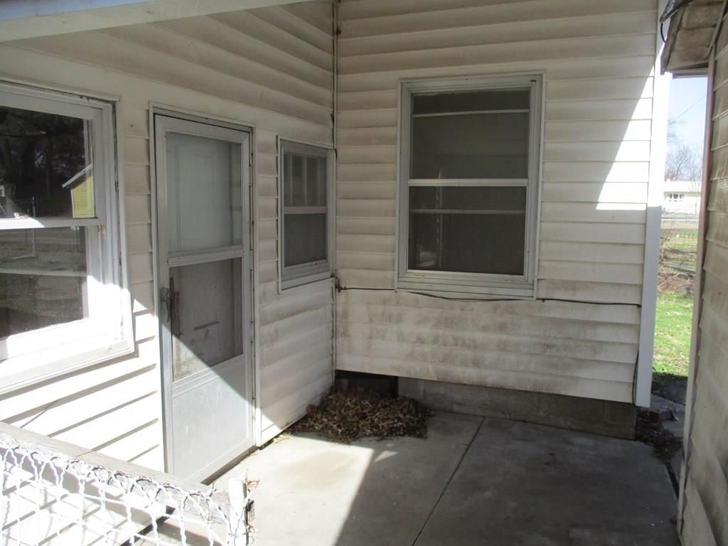 310 N California N/A — photo 8