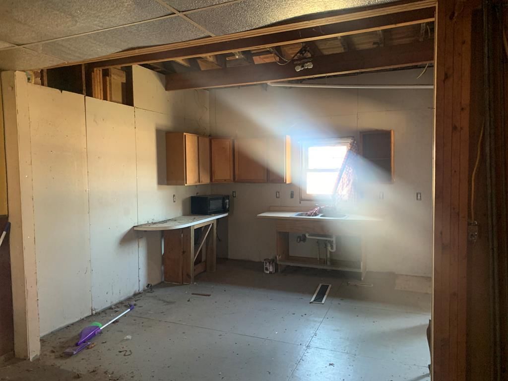 303 E 1st Avenue — photo 10