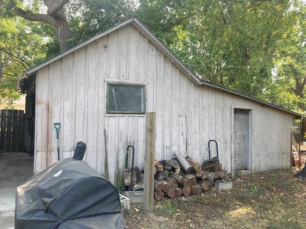 103 S Lincoln N/A — photo 12