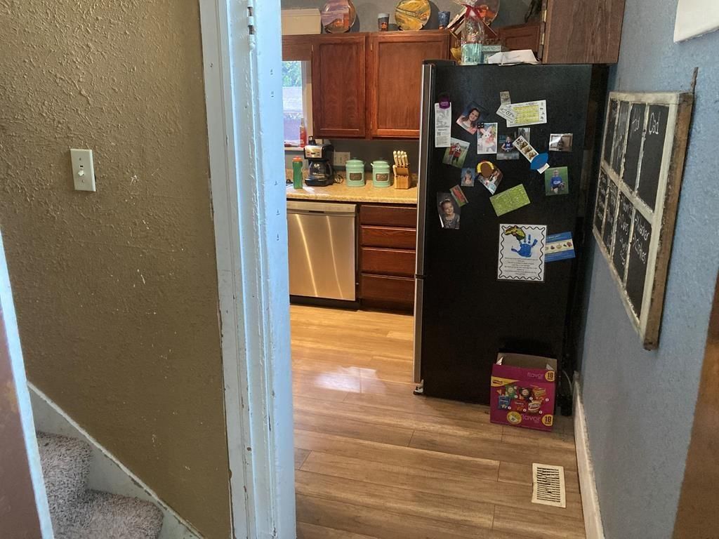 103 S Lincoln N/A — photo 30