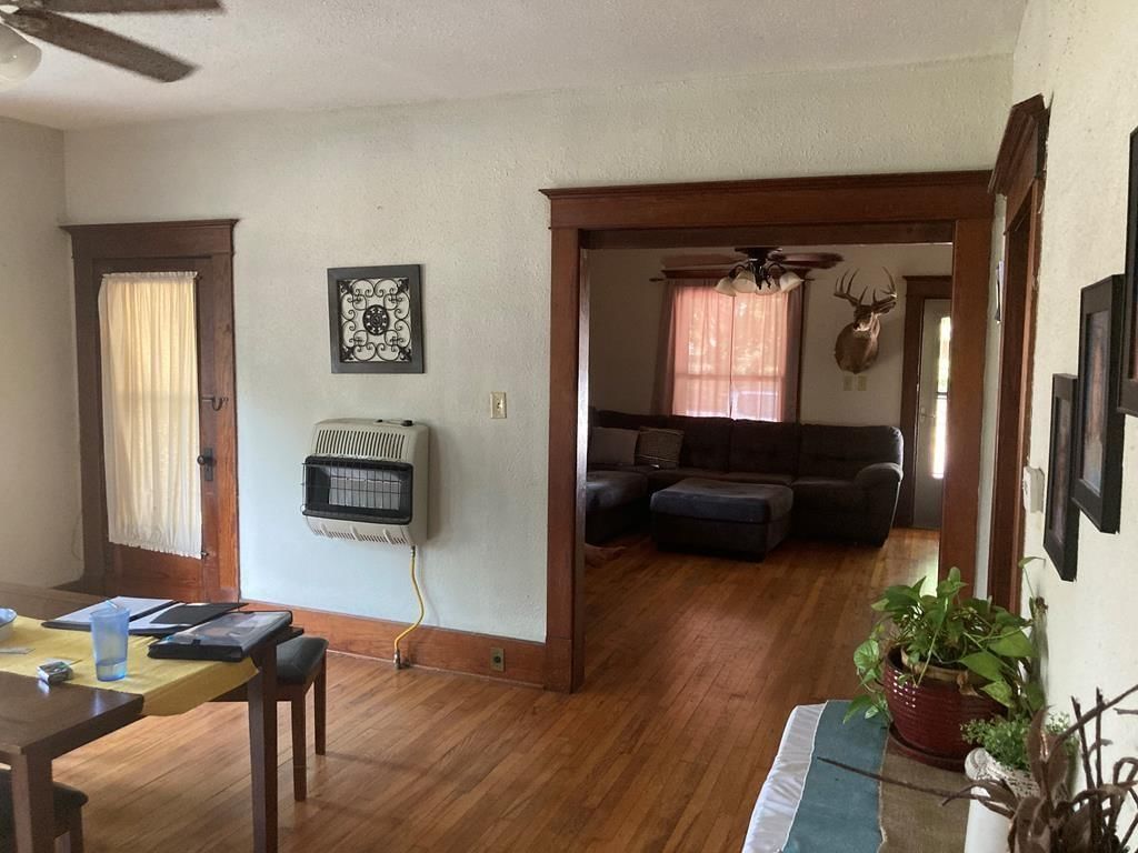 103 S Lincoln N/A — photo 32