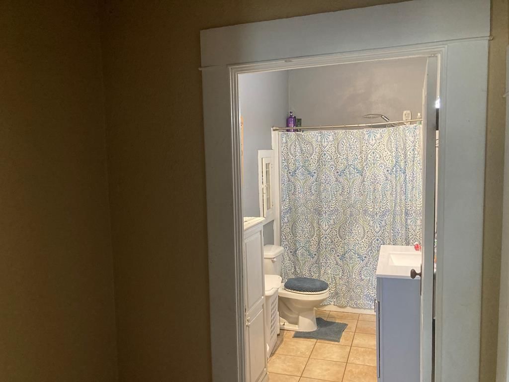 103 S Lincoln N/A — photo 33