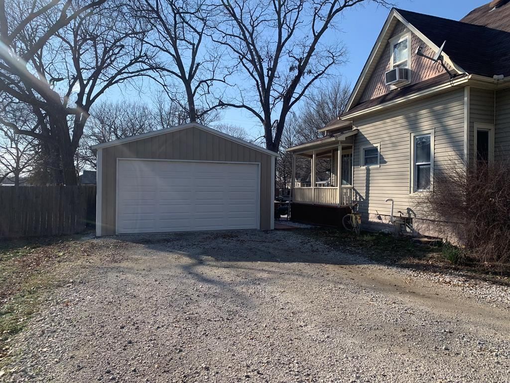 103 S Lincoln N/A — photo 10