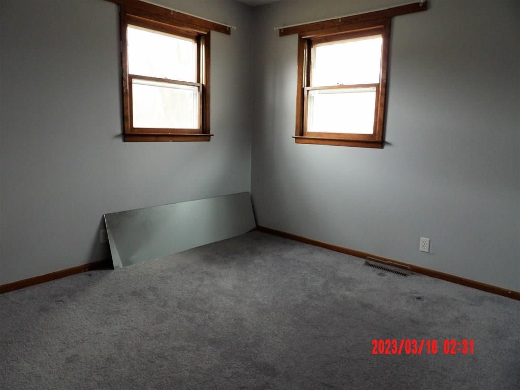 527 E Garfield N/A — photo 15