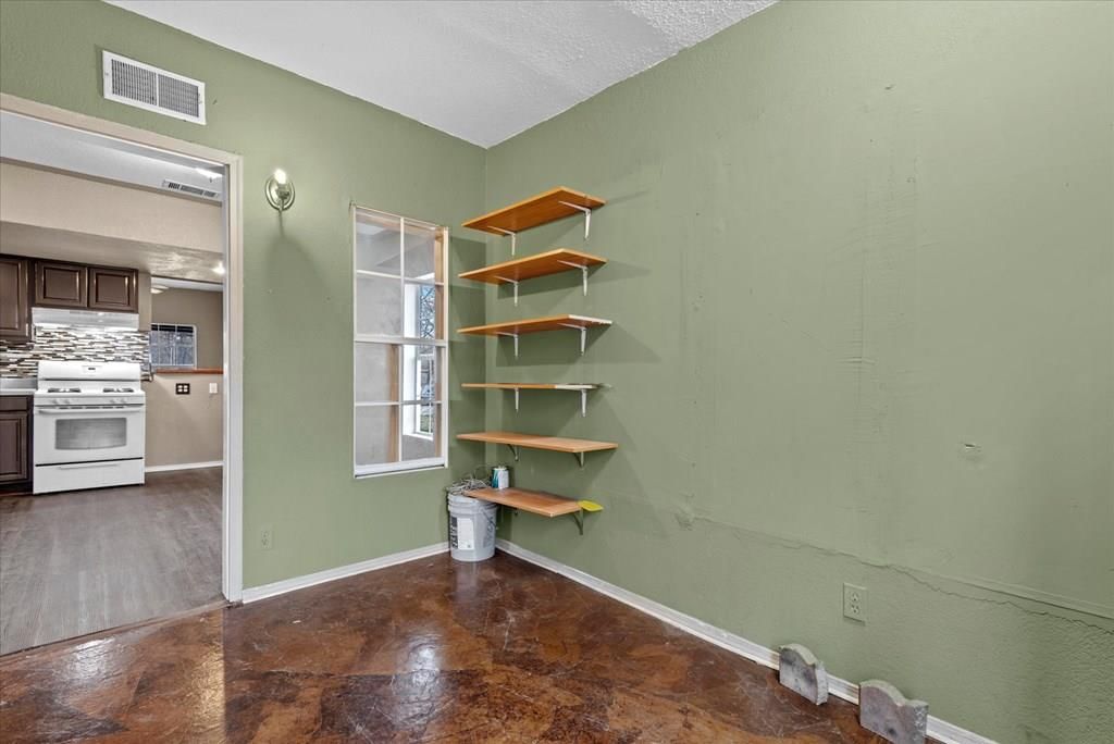 712 N Wood N/A — photo 18
