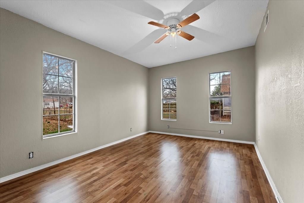 712 N Wood N/A — photo 23
