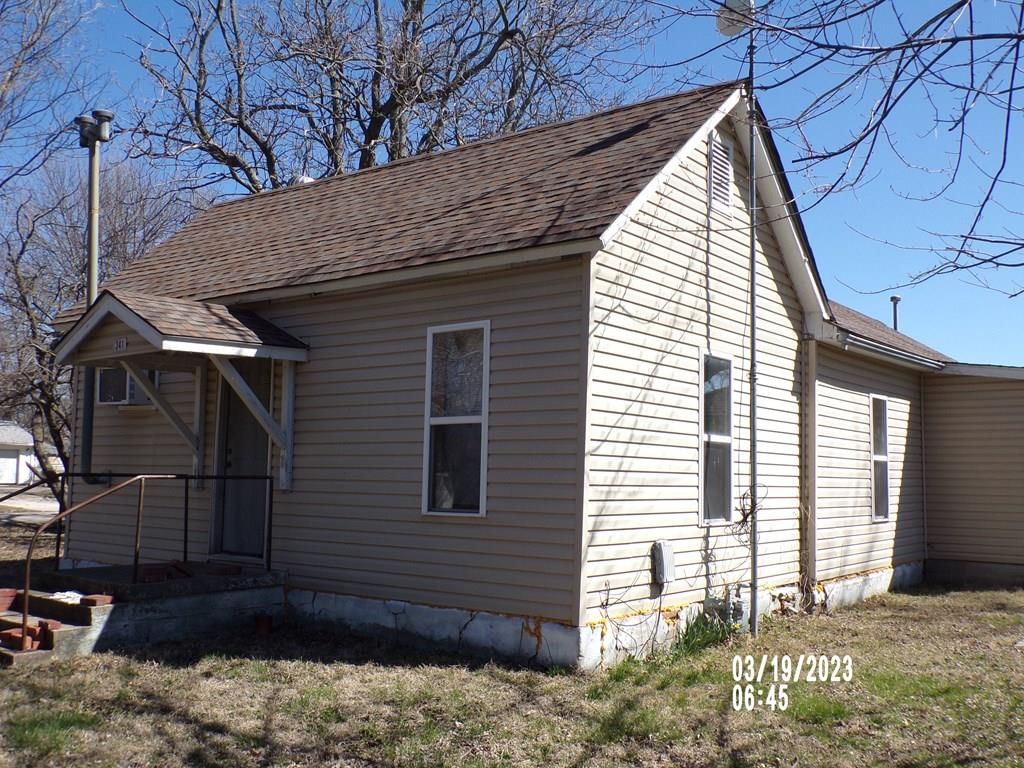 341 N Pine N/A — photo 2