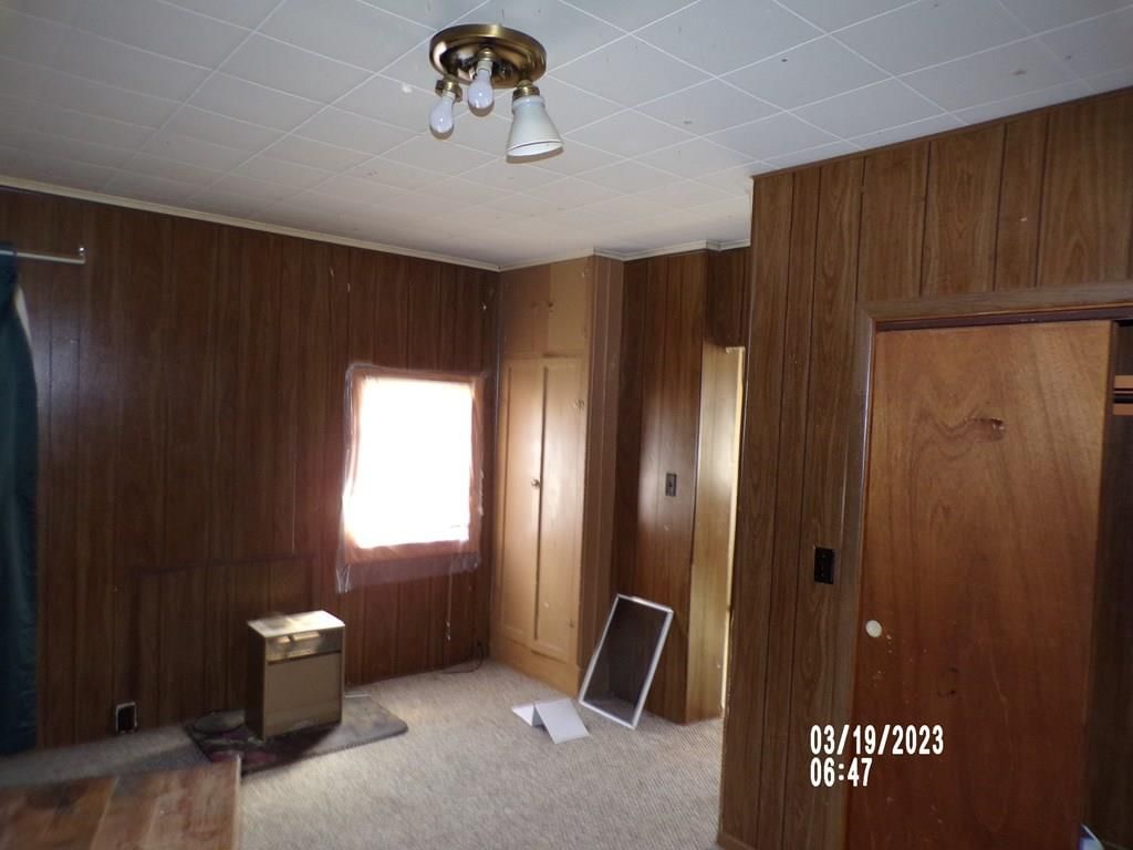 341 N Pine N/A — photo 11
