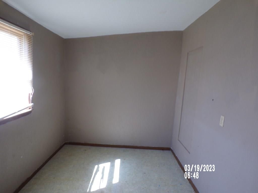 341 N Pine N/A — photo 13