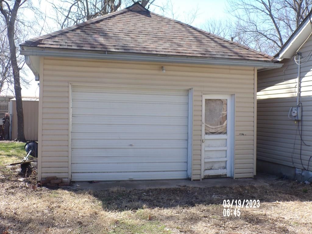 341 N Pine N/A — photo 5