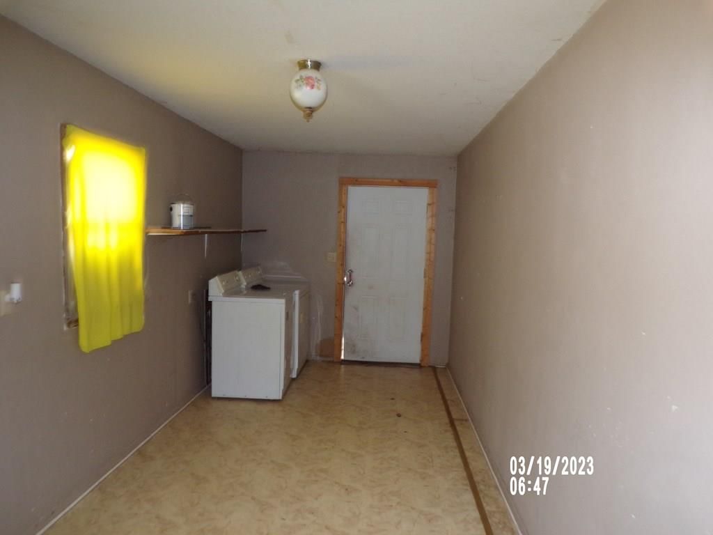341 N Pine N/A — photo 7