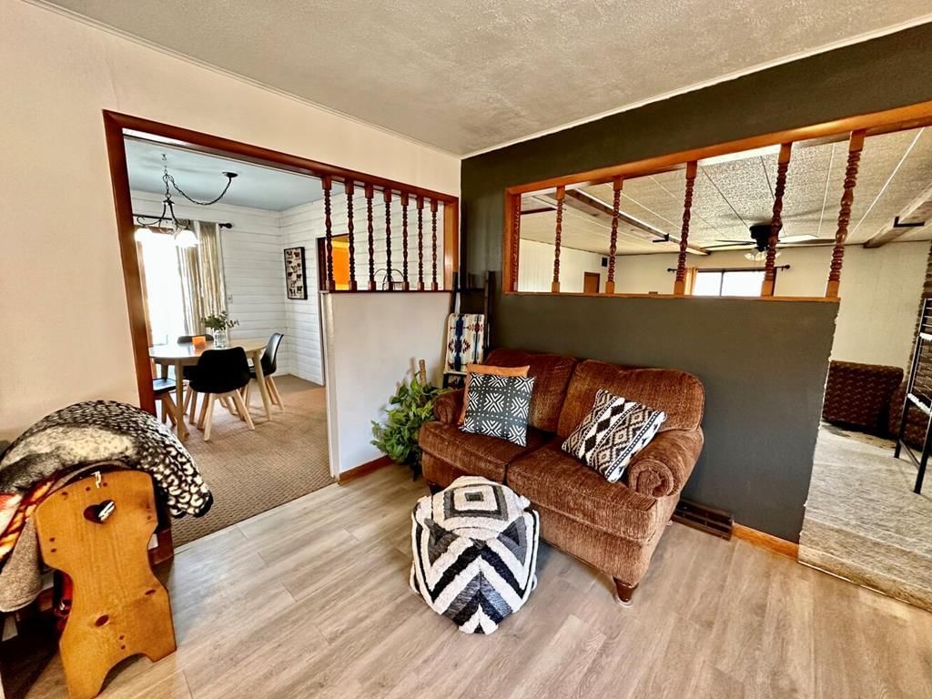 1016 W 10th Street — photo 13