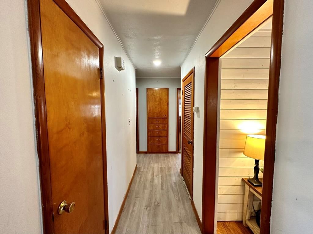 1016 W 10th Street — photo 24