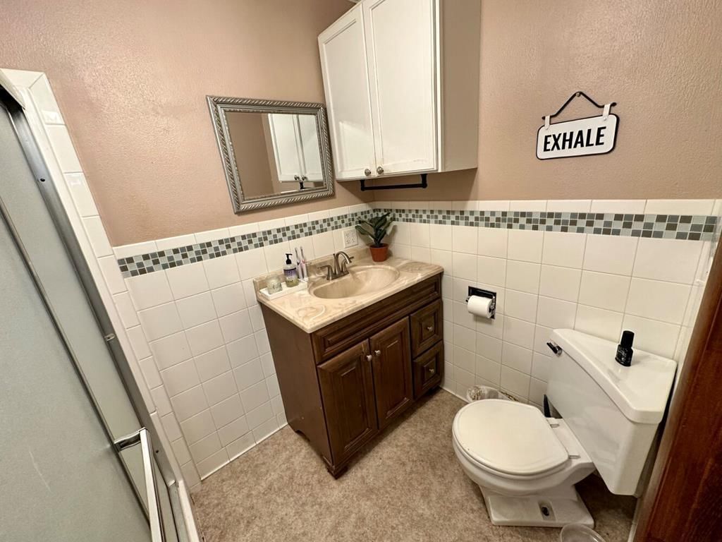 1016 W 10th Street — photo 37