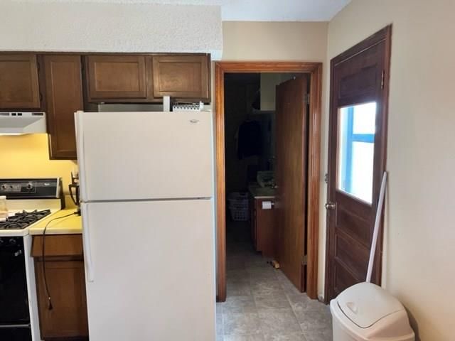 508 Hollywood Avenue — photo 16