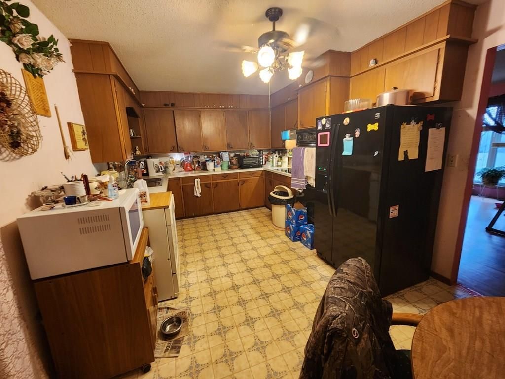 1401 SW Black Jack N/A — photo 32