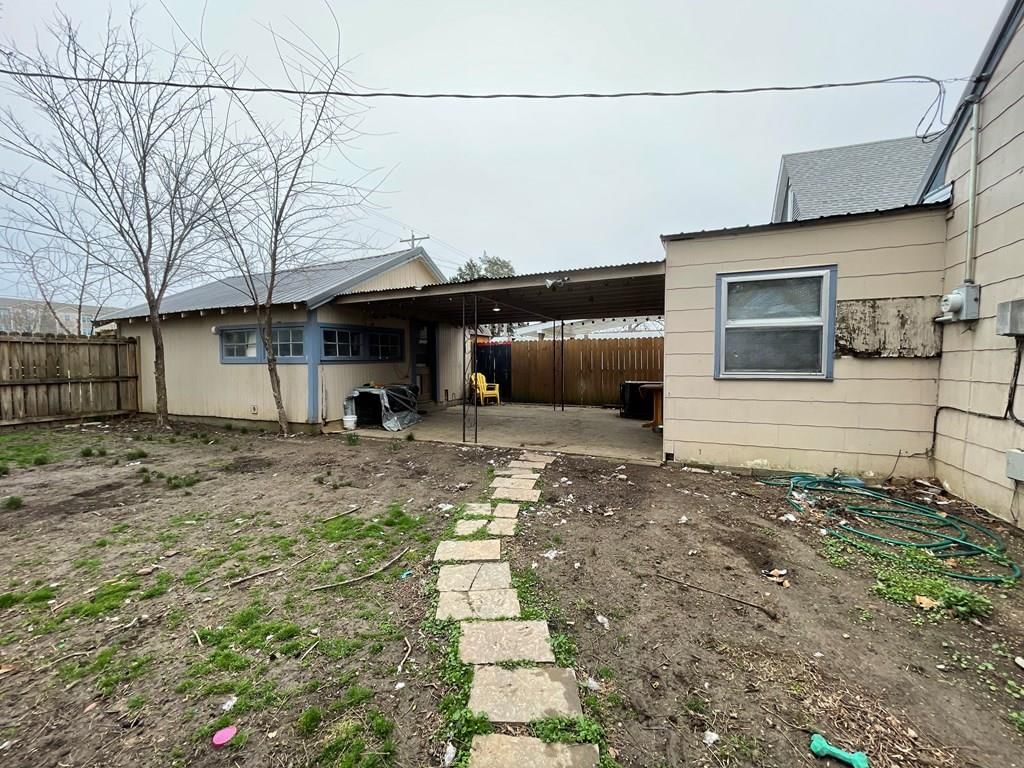 1425 Belmont N/A — photo 27