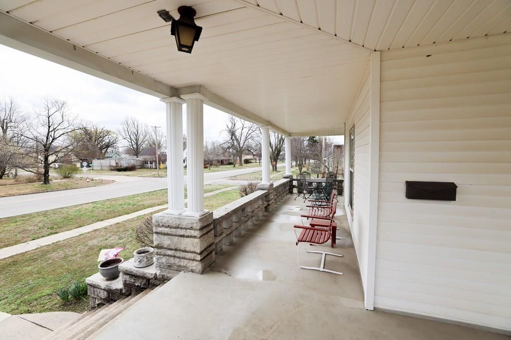 429 S Kansas N/A — photo 2