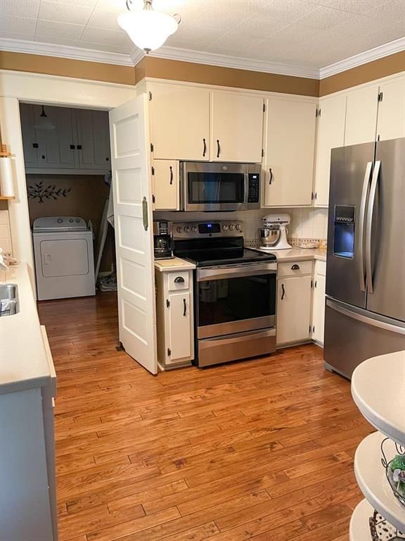 429 S Kansas N/A — photo 23