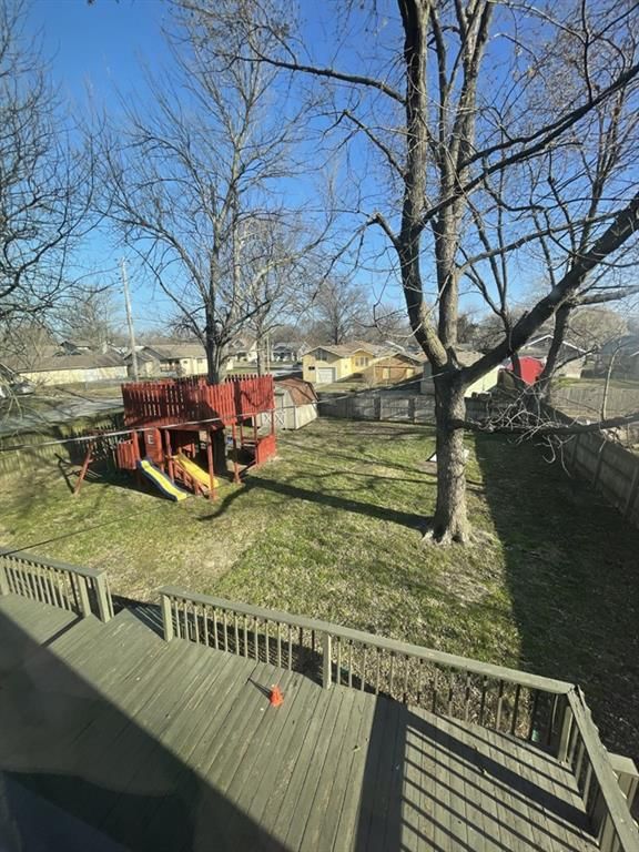 2919 Clark Avenue — photo 29