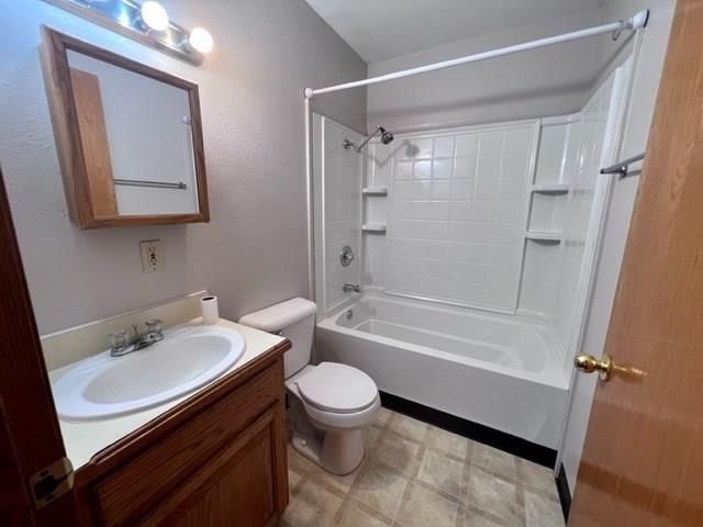 305 Kennedy Avenue — photo 9